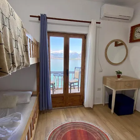 Bella Vista Bed & Breakfast 3*