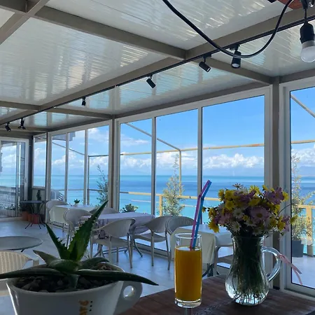 Bella Vista *
