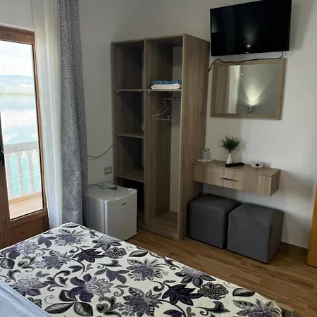 Bella Vista Bed & Breakfast 3*