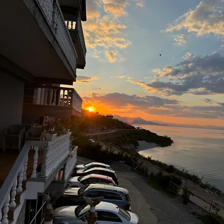 Bella Vista *