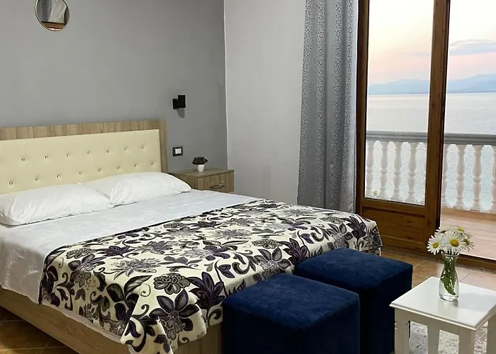 Bella Vista Bed & Breakfast 3*