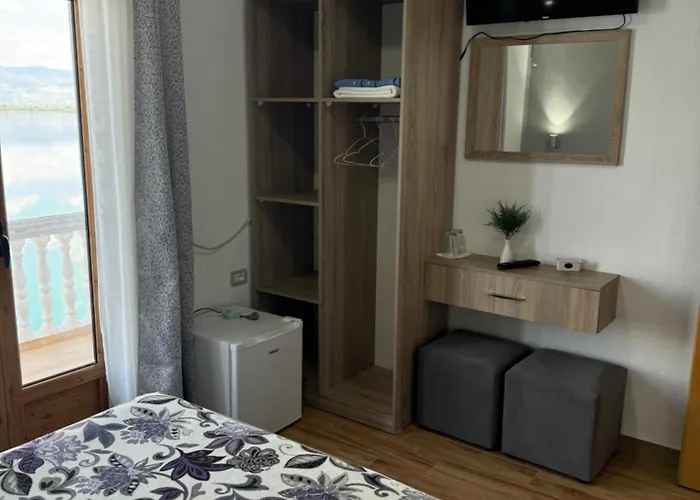 Bella Vista Bed & Breakfast 3*