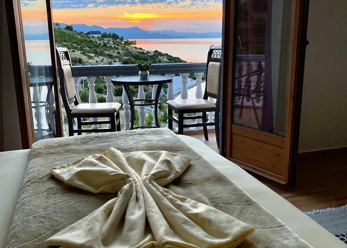 Bella Vista Bed & Breakfast 3*