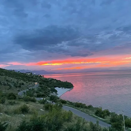 Bella Vista * Σκόδρα