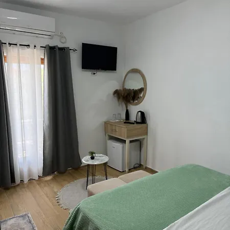 Bella Vista לינה וארוחת בוקר 3*