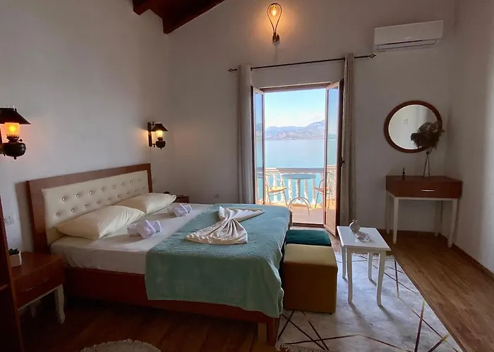 Bella Vista Couette-café