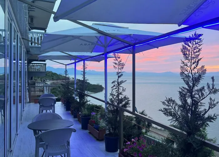 Bella Vista Couette-café 3*